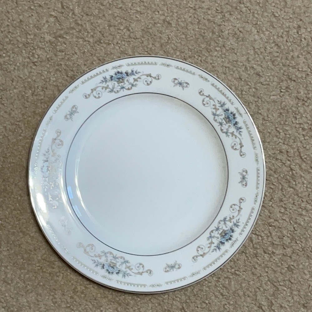 Fine Porcelain of China Diane Japan.